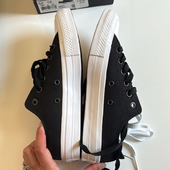 NEW Chuck 2 converse - Picture 3 of 8